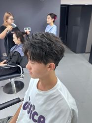 -宫铭烫发染发接发店