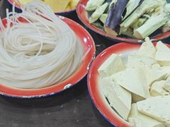 -边江铁锅炖鱼(振八街店)