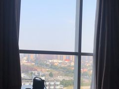-上海浦东绿地铂骊酒店