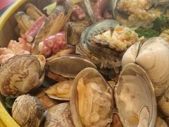 一筐贝壳-日进一片海.生腌海鲜火锅.宵夜烧烤(三里屯总店)