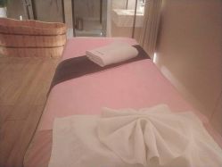 -苑苑vbeauty科技美容SPA