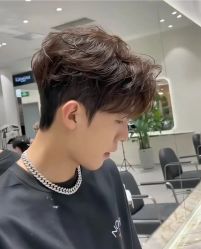 -H·Y HAIR SALON烫发·染发·造型