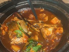 家烧湖鱼头-周家二小姐的菜(西津渡店)