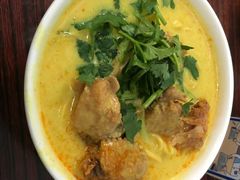 椰汁咖喱鸡面-成群小食店