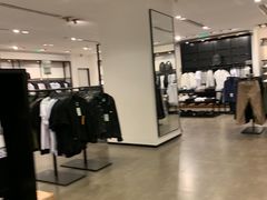 -ZARA(恒隆广场店)