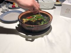 -八府香鸭·啫啫煲(华山路店)