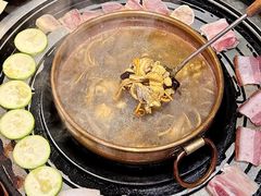 -阿山卓·野生菌火锅·纳西火塘烤肉