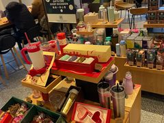 -星巴克臻选(金桥国际店)