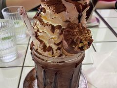 爆炸冰激淋巧克力-MIKAKU(万达广场上海宝山店)