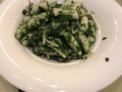 荠菜肉丝笋丝炒年糕-小实惠嘉(威海路店)