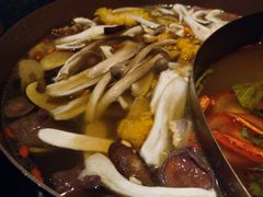 -一善菌·云南菌汤·云南菜(银泰城店)