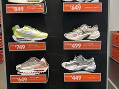 -NIKE上海青浦换季优惠店