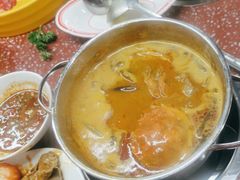 -四囍码头海鲜烧烤自助火锅(外滩南京东路悦荟广场店)