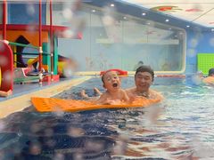 -龙格亲子游泳•水育早教运动中心