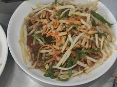 -丹水桥地锅鱼·翘嘴鲌·地方特色全鱼宴(丹江口大坝店)