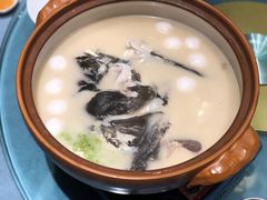 浓汤鱼头-隆聚·时令海鲜(洪兴店)