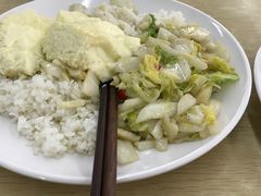 清炒白菜和水蒸蛋-湖南大学-第5食堂