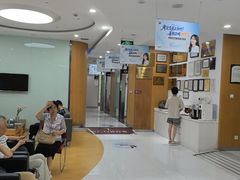 -雅悦齿科(顾村公园店)