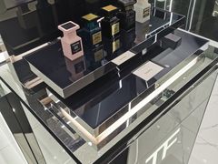 -TOM FORD BEAUTY(IFS店)