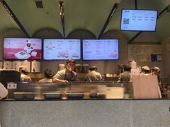 -奈雪的茶(亨特国际广场店)