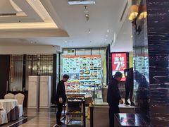 -万龙洲海鲜(大兴绿地缤纷城店)