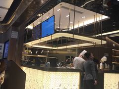 -捞王锅物料理(上海世茂广场店)