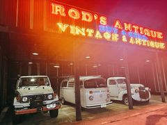 -席娜卡琳火车铁道夜市