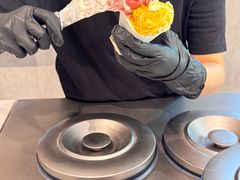 -喜茶(上海打浦桥日月光gelato lab+店)