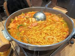 部队锅-几之上韩国小食