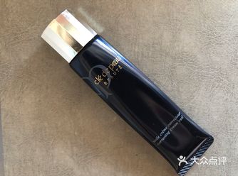 短款清爽型以及白色短管的美白型