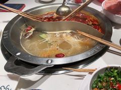 -大龙燚火锅(天安云谷店)