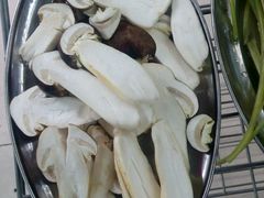 -老石黑山羊毛驴肉火锅(金凯广场店)