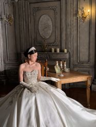 -雪中彩影婚纱摄影·微光艺术中心