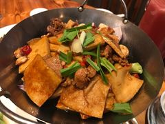 -钟掌勺忘不了地道湘菜(新天地假日广场店)