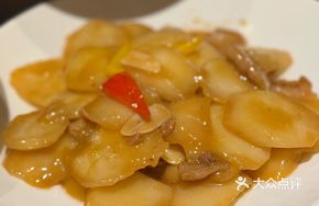 Stir-Fried Old Cucumber with Sliced Pork