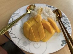 -Nings Mango Stand