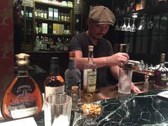 -DM Distiller & Mixologist Whisky Cocktail Bar