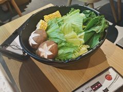 杂菜拼盘-顺德公广东猪肚鸡·煲仔饭(白石洲店)