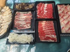 肥牛片-丽江庭院·云南野生菌·海鲜火锅(鼓楼四合院店)