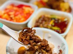 -老乡鸡(上海白玉兰广场店)