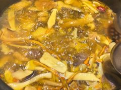 -野菌王•养生汤锅•野生菌火锅(大理漾濞路店)