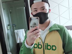 -桔子酒店(上海西藏北路地铁站店)