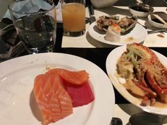 -澳门旅游塔360°旋转餐厅(南湾湖广场店)