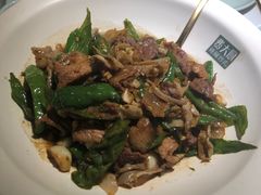 -费大厨辣椒炒肉(高铁吾悦广场店)
