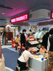 -奈尔宝家庭中心·亲子餐厅(北京东坝万达店)