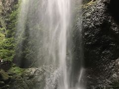 -龙水峡地缝景区