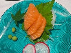 -泓炙颐凤鲜海鲜火锅料理(桐乡店)