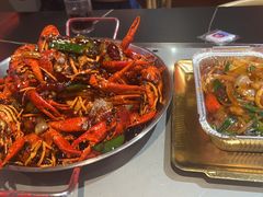 -老班长·小龙虾·鲜货烧烤大排档(金街美地店)