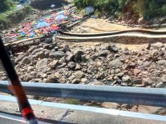 -安吉龙王山峡谷漂流