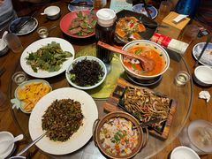 -雀舞云南菜(天津天河城购物中心店)